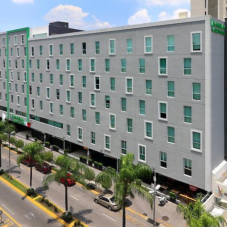 Hotel Wyndham Garden Guadalajara Acueducto Zapopan Esterno foto