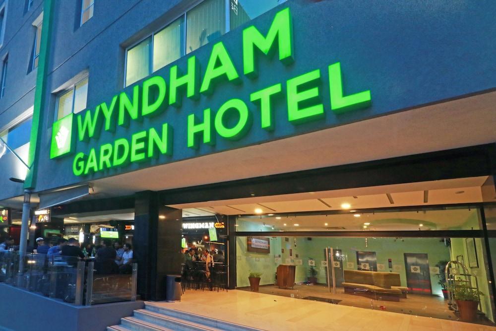 Hotel Wyndham Garden Guadalajara Acueducto Zapopan Esterno foto