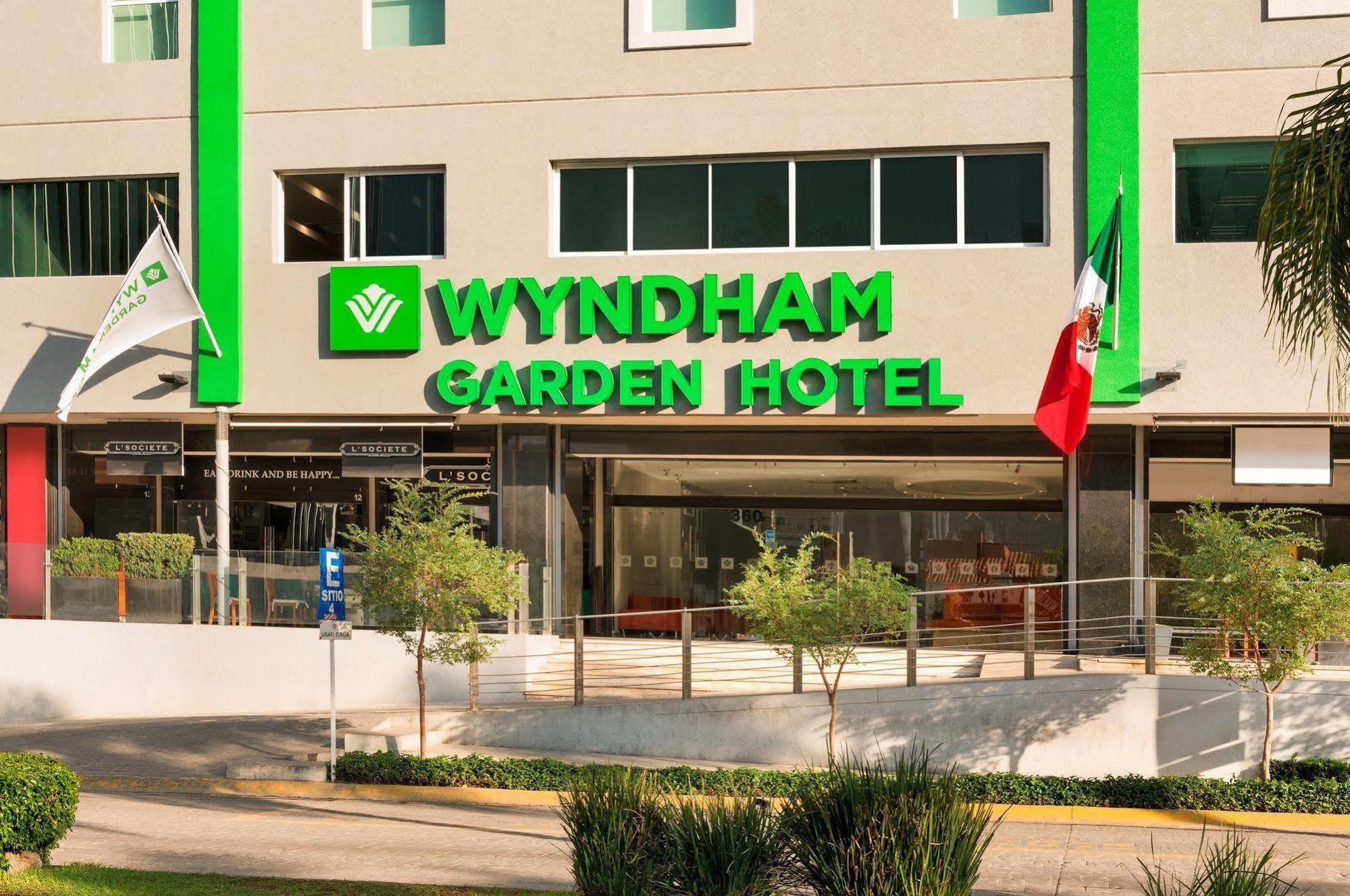 Hotel Wyndham Garden Guadalajara Acueducto Zapopan Esterno foto