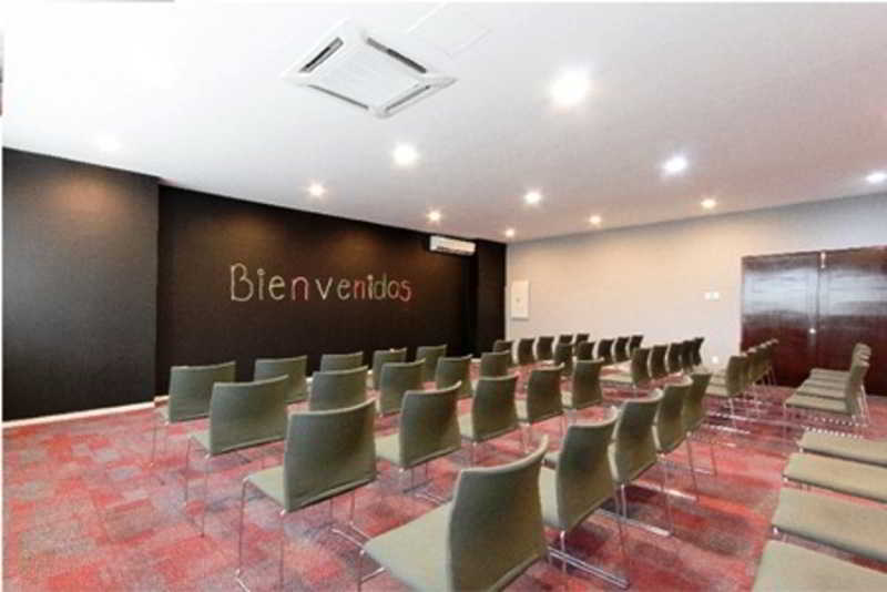 Hotel Wyndham Garden Guadalajara Acueducto Zapopan Esterno foto